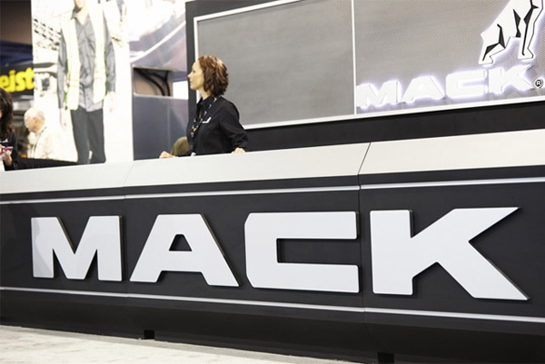 深圳VI设计分享之马克卡车（Mack）品牌形象标志